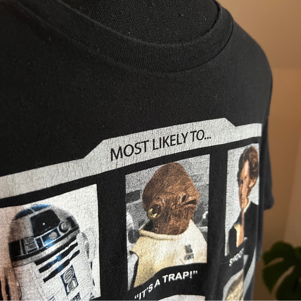Star Wars Yearbook Characters “Most Likely To…” Black Size Large 100% Cotton EUC - Picture 3 of 7